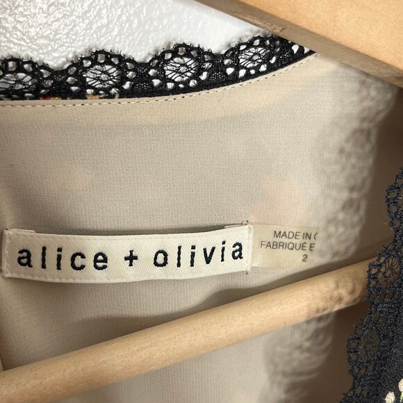 Alice + Olivia Womens Amara Mini Dress 2 Black Floral Fit And Flare V Neck Lace - Picture 8 of 15